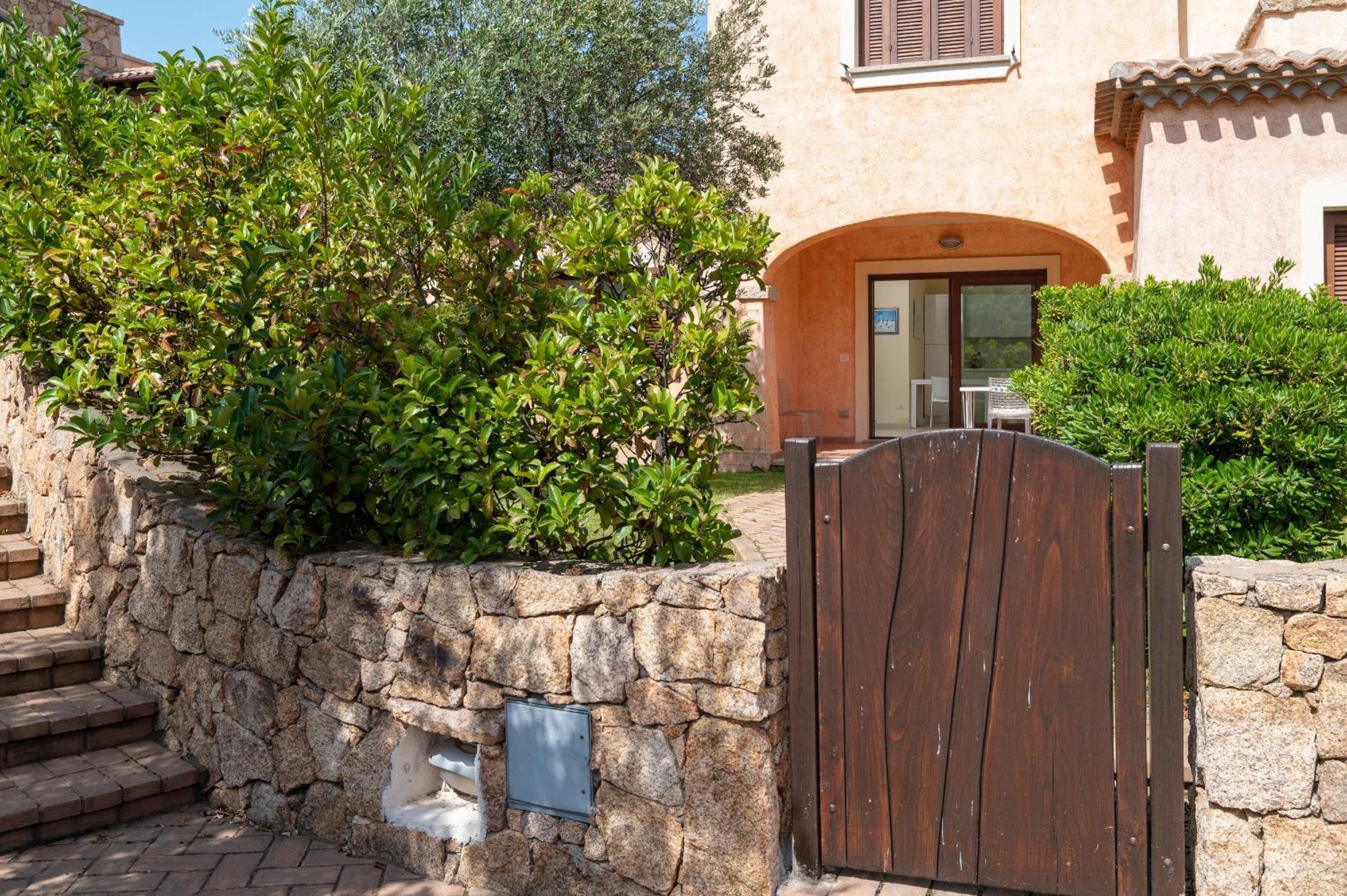 Villaggio Perlacea - Your House In Sardinia 골푸아랑시 외부 사진